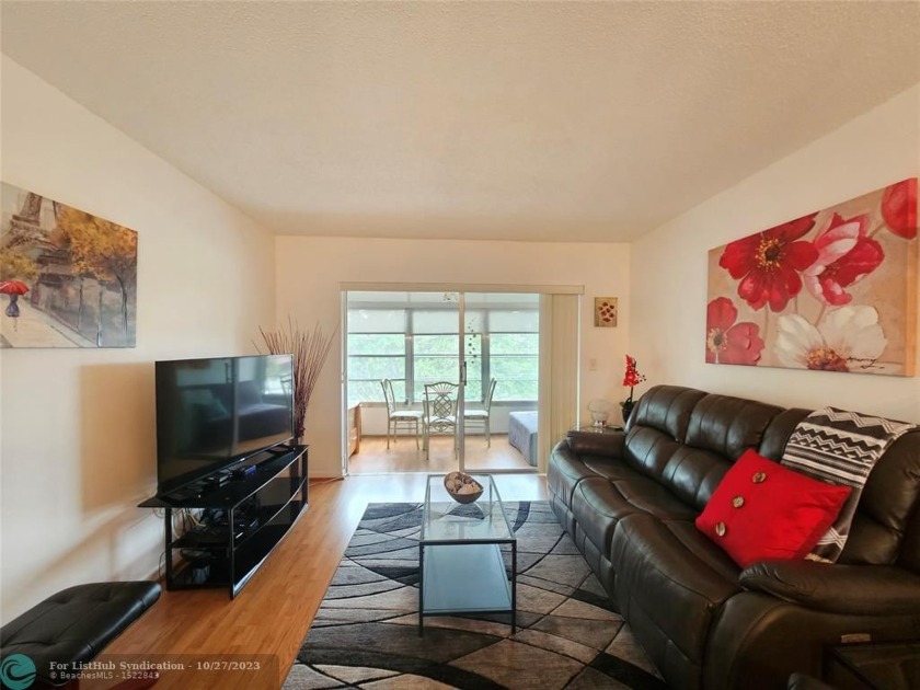 Charming extremely well maintained 1 bedroom, 1.5 bath 4th floor - Beach Condo for sale in Lauderdale Lakes, Florida on Beachhouse.com