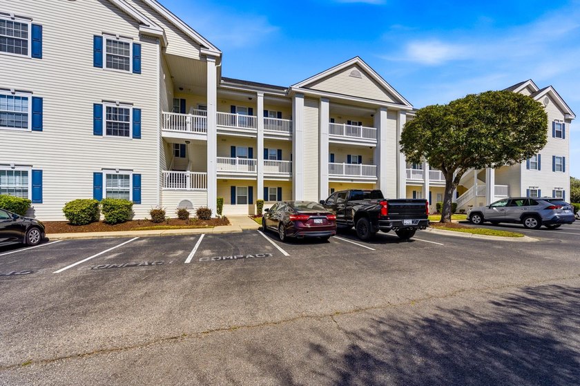 Turn-key and priced to sell in desirable Carolina Keyes! This - Beach Condo for sale in North Myrtle Beach, South Carolina on Beachhouse.com