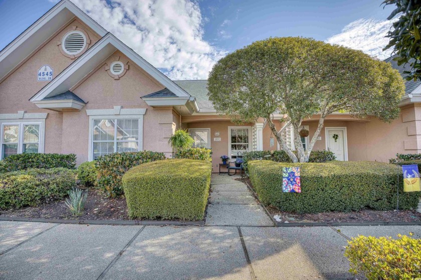 This lovely 2 bedroom 2 bath cottage home offers an updated - Beach Condo for sale in Little River, South Carolina on Beachhouse.com