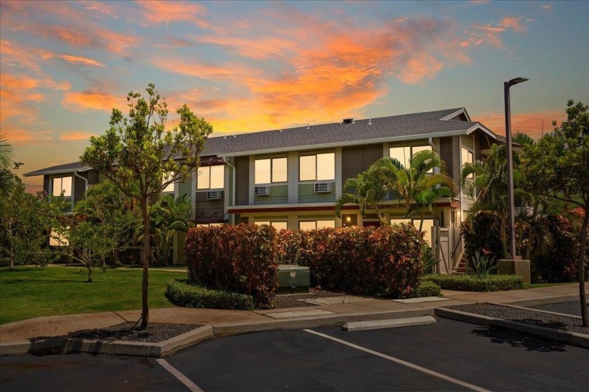 Turnkey 3-Bed, 2-Bath Upstairs Condo | Unit 607 - Flats at - Beach Condo for sale in Kihei, Hawaii on Beachhouse.com