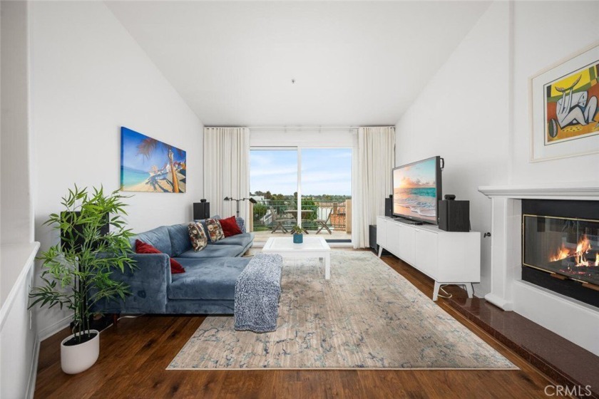 Luxury Corner Penthouse in Coastal Huntington Beach. Experience - Beach Condo for sale in Huntington Beach, California on Beachhouse.com