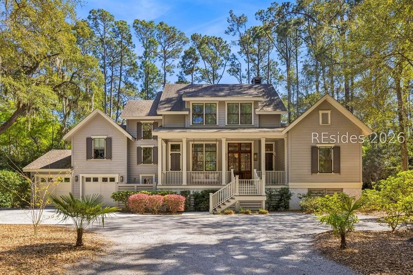 Perfectly positioned just minutes from the Sea Pines front gate - Beach Home for sale in Hilton Head Island, South Carolina on Beachhouse.com