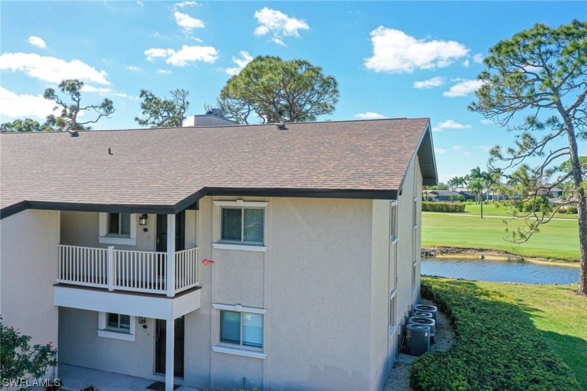 Opportunity Awaits! This beautiful 2 Bedroom, 2 Bath Condo in - Beach Condo for sale in Fort Myers, Florida on Beachhouse.com