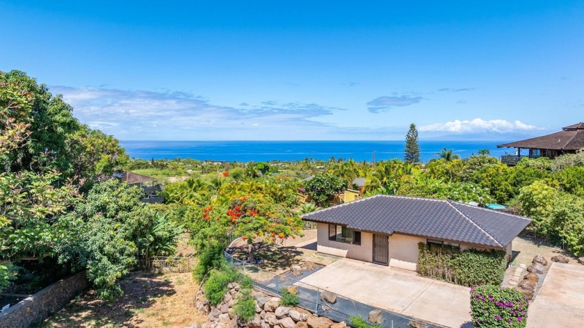 Welcome to your retreat in Maui Meadows! This charming 2-bedroom - Beach Home for sale in Kihei, Hawaii on Beachhouse.com