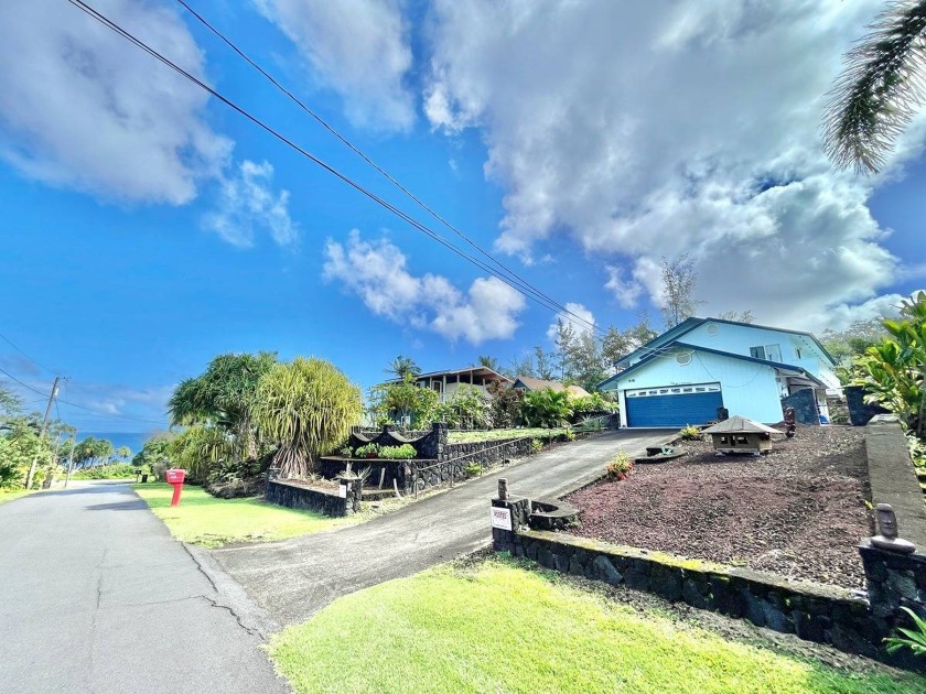 This home is immaculately maintained and custom designed by the - Beach Home for sale in Pahoa, Hawaii on Beachhouse.com