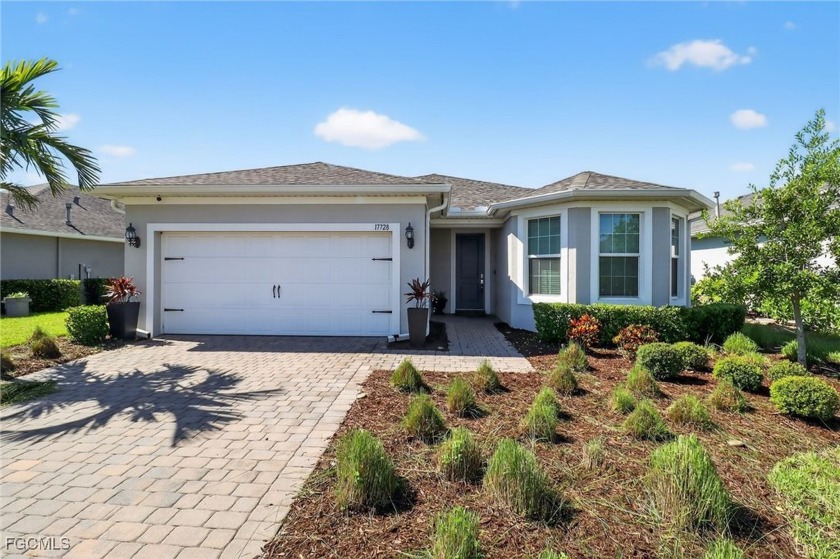 This stunning lakefront pool home is loaded with upgrades - Beach Home for sale in Punta Gorda, Florida on Beachhouse.com