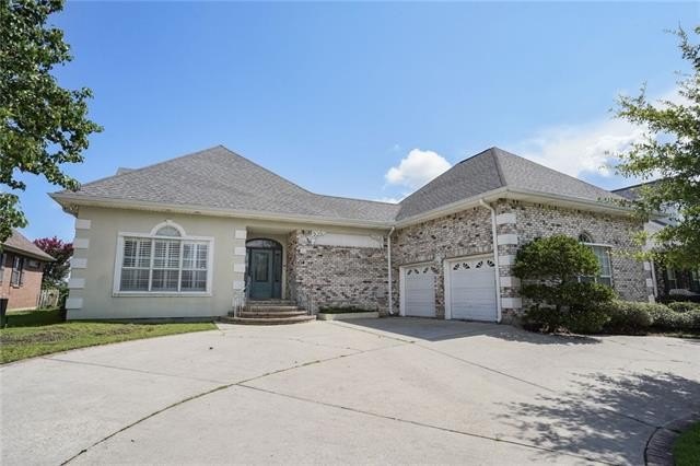 REDUCED.!!  
This s 3-bedroom, 2.5-bath residence is located in - Beach Home for sale in Slidell, Louisiana on Beachhouse.com