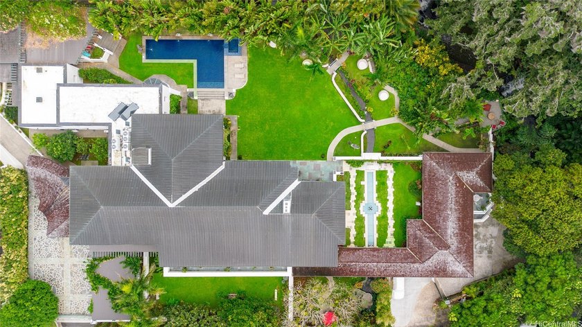 When a residence transcends architecture, it becomes a work of - Beach Home for sale in Honolulu, Hawaii on Beachhouse.com