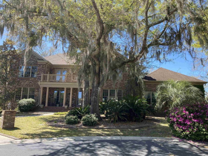 This  custom estate home located in Willbrook Plantation was - Beach Home for sale in Pawleys Island, South Carolina on Beachhouse.com