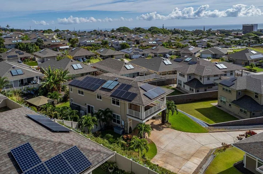 Now is your chance to acquire the largest floorplan on the most - Beach Home for sale in Wailuku, Hawaii on Beachhouse.com