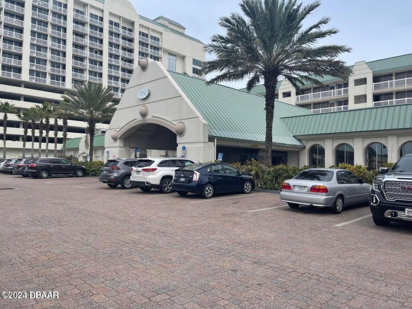 MOTIVATED SELLER!! 9TH FLOOR CORNER UNIT WITH PRIVATE BALCONY - Beach Lot for sale in Daytona Beach, Florida on Beachhouse.com