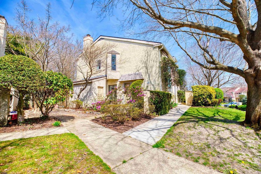 Experience refined living in a tranquil golf course setting!  A - Beach Condo for sale in Somers Point, New Jersey on Beachhouse.com