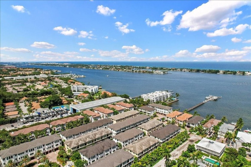 STUNNING 3 STORY TOWNHOUSE ON THE INTRACOASTAL
Welcome to your - Beach Townhome/Townhouse for sale in Boynton Beach, Florida on Beachhouse.com