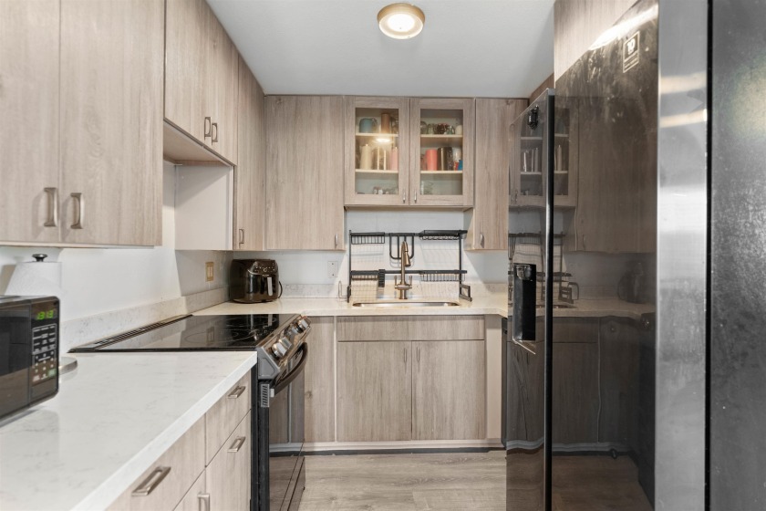 New Price! Perfect property to expand on! Easy to show & Seller - Beach Home for sale in Kahului, Hawaii on Beachhouse.com