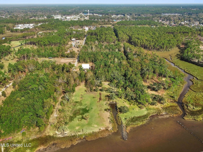 Waterfront acreage to build your dream home on the beautiful - Beach Acreage for sale in Ocean Springs, Mississippi on Beachhouse.com