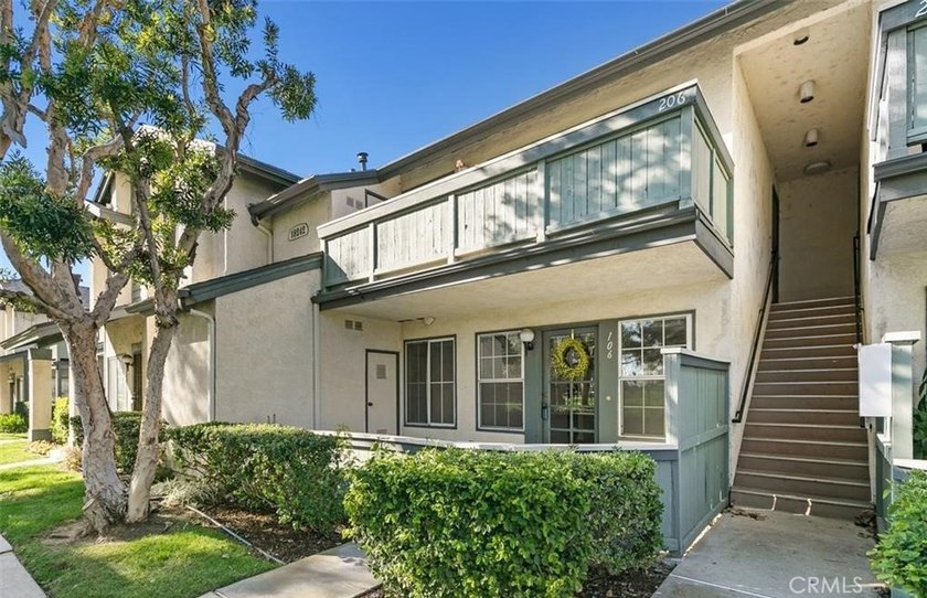 Ground-floor condo  located in a desirable, gated 55+ community - Beach Condo for sale in Huntington Beach, California on Beachhouse.com