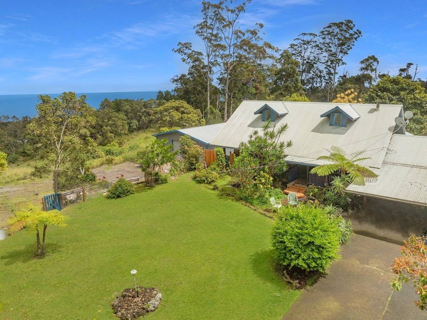 THIS HOME/PROPERTY IS MOVE-IN READY! An Extended Home Warranty - Beach Home for sale in Paauilo, Hawaii on Beachhouse.com