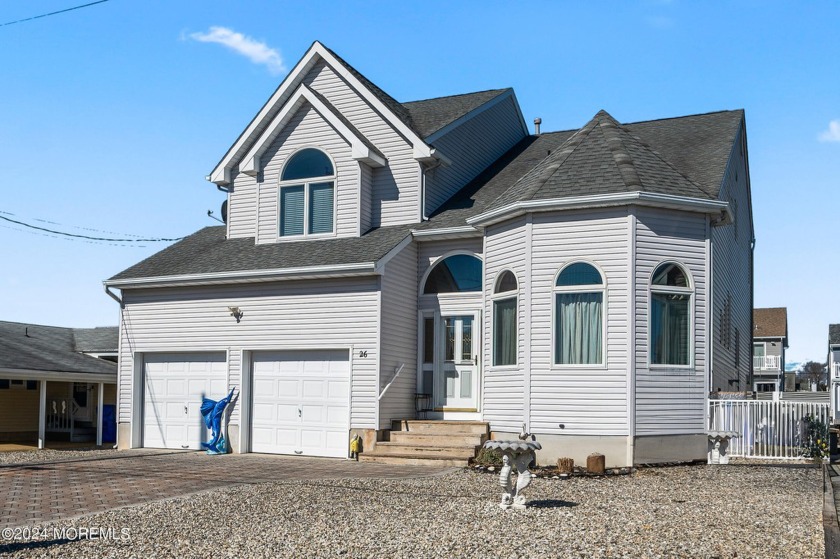 Located within minutes to open water in the Baywood section of - Beach Home for sale in Brick, New Jersey on Beachhouse.com