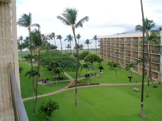 Special! Maui Sunset 502B, 1 BR, 2 BA Partial Ocean View - Beach Vacation Rentals in Kihei, Hawaii on Beachhouse.com