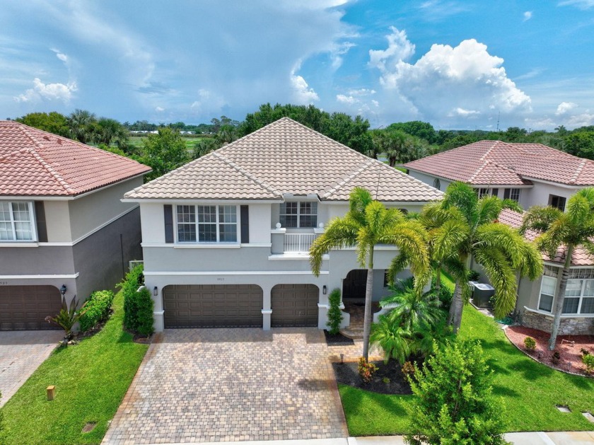 This stunning 5-bedroom, 3-bathroom home is located in the - Beach Home for sale in Boynton Beach, Florida on Beachhouse.com