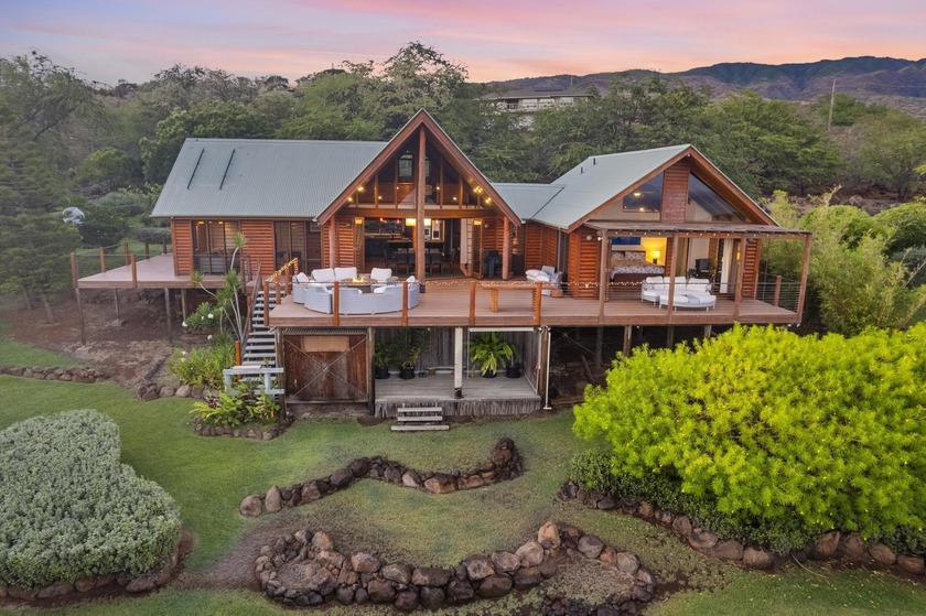 MAGICAL MAHANA MOLOKAI is a Four acre compound featuring - Beach Home for sale in Kaunakakai, Hawaii on Beachhouse.com