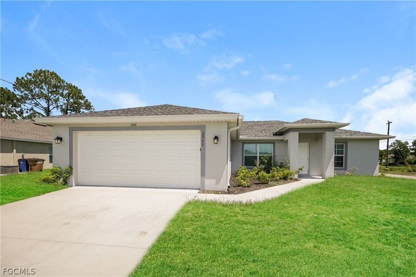 Discover this modern 3 bedroom, 2 bathroom home offering 1,614 - Beach Home for sale in Lehigh Acres, Florida on Beachhouse.com
