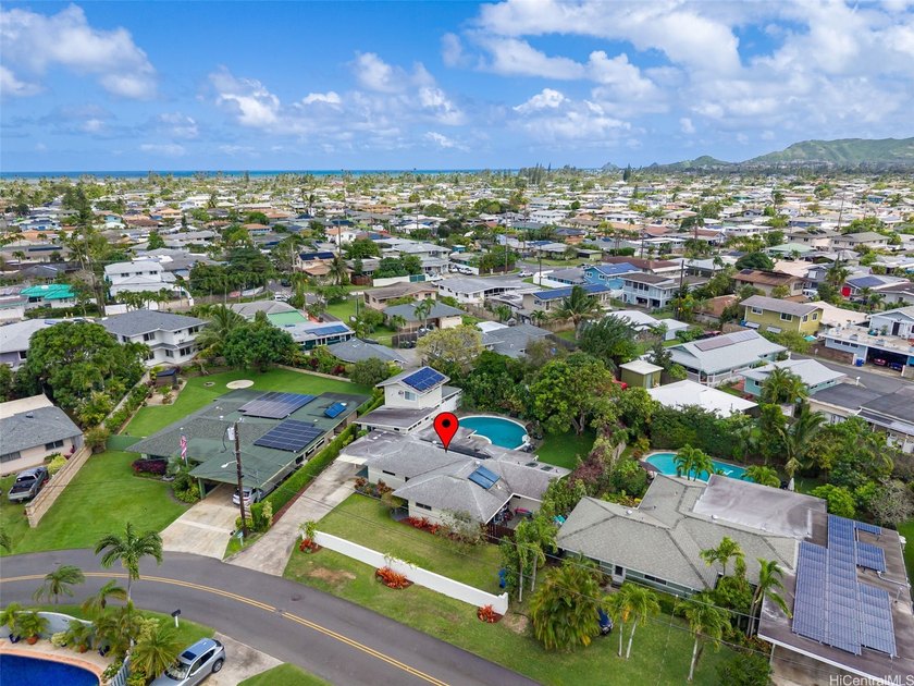 Discover a rare opportunity to live in the heart of Kailua's - Beach Home for sale in Kailua, Hawaii on Beachhouse.com
