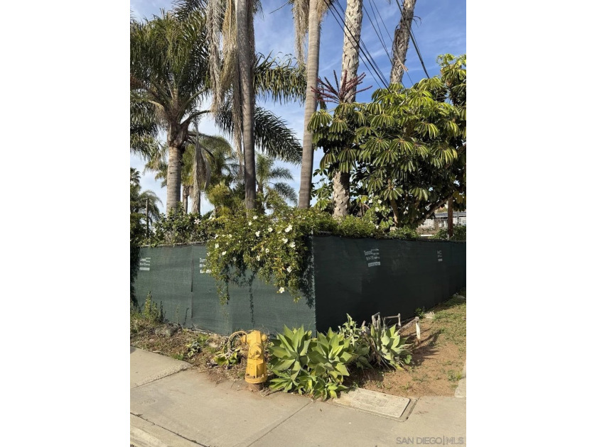 Ready-to-build opportunity in the heart of Leucadia! This - Beach Lot for sale in Encinitas, California on Beachhouse.com