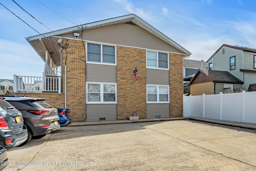 Lower level end unit in a complex  that is set-back off of Route - Beach Condo for sale in Seaside Heights, New Jersey on Beachhouse.com