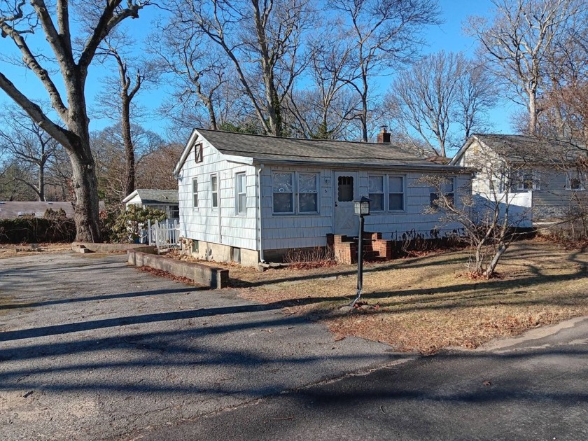 2 Bedroom 2 Bath Ranch located just steps from the North Shore - Beach Home for sale in Sound Beach, New York on Beachhouse.com