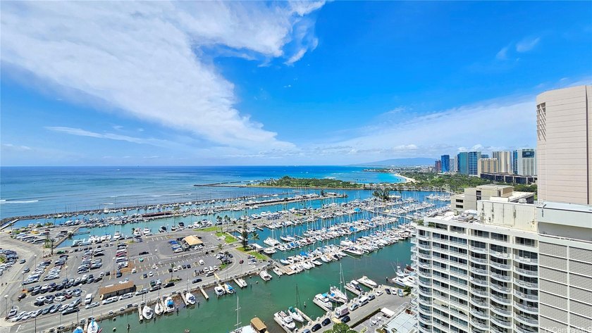 Enjoy breathtaking panoramic views of the ocean, boat harbor - Beach Condo for sale in Honolulu, Hawaii on Beachhouse.com
