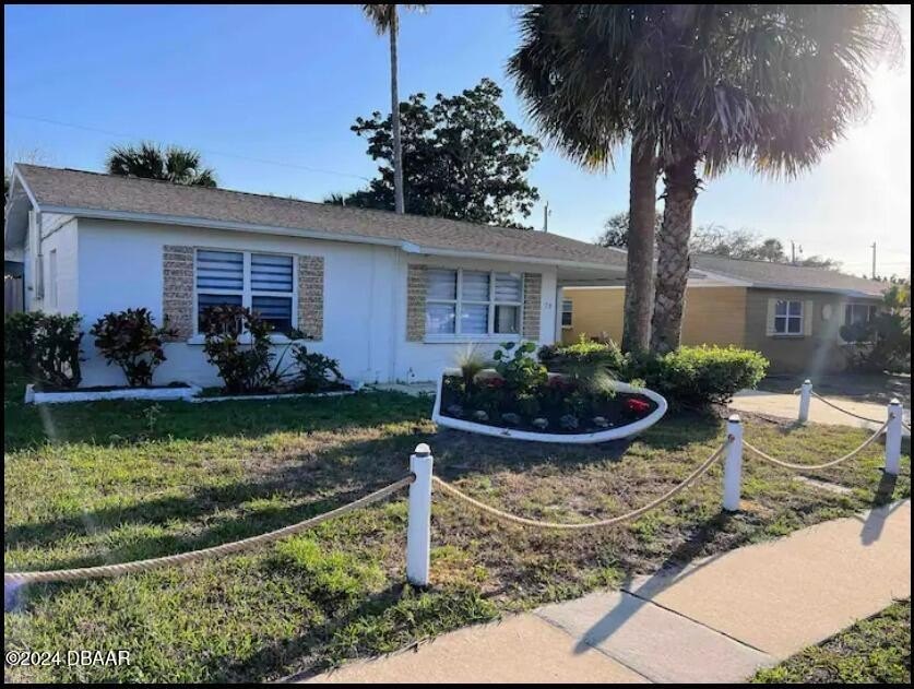 Looking for your perfect beach retreat? This charming 2-bedroom - Beach Home for sale in Ormond Beach, Florida on Beachhouse.com