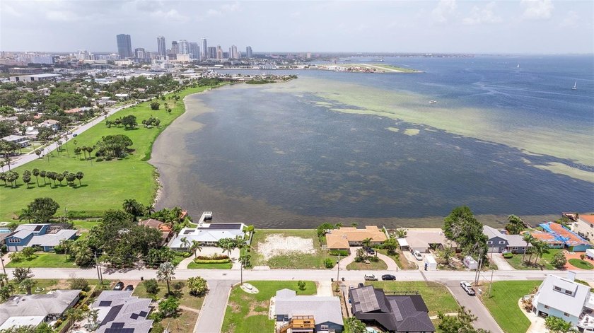 Welcome to your very own slice of paradise in the delightful - Beach Lot for sale in St. Petersburg, Florida on Beachhouse.com