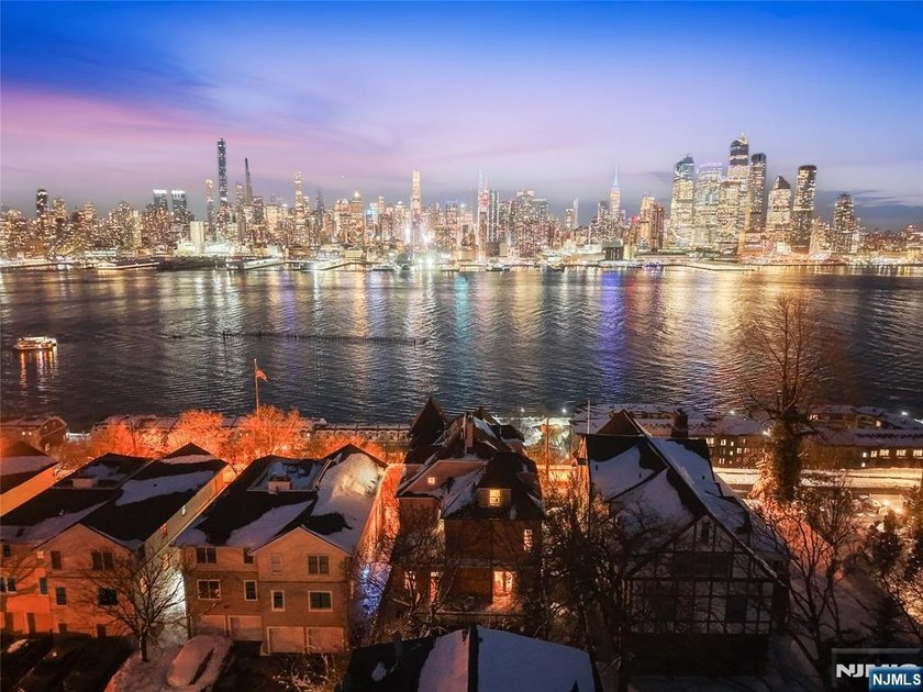 Set on one of the most private streets within the coveted Kings - Beach Home for sale in Weehawken, New Jersey on Beachhouse.com