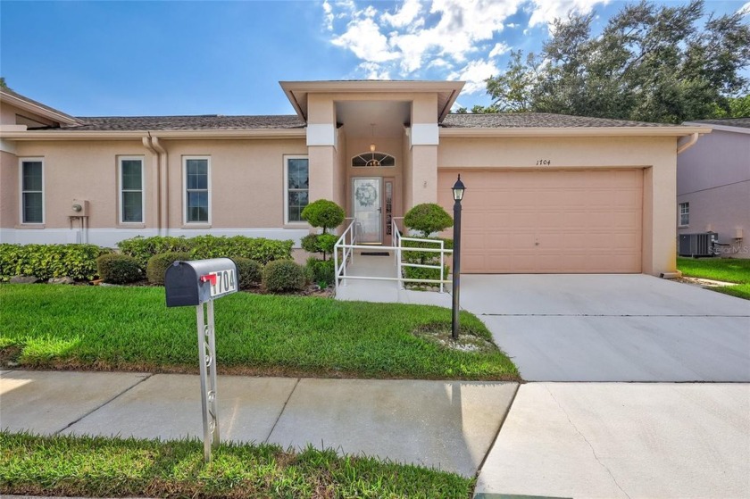 Brand New Roof installed in December!  Welcome to this newer - Beach Home for sale in Palm Harbor, Florida on Beachhouse.com