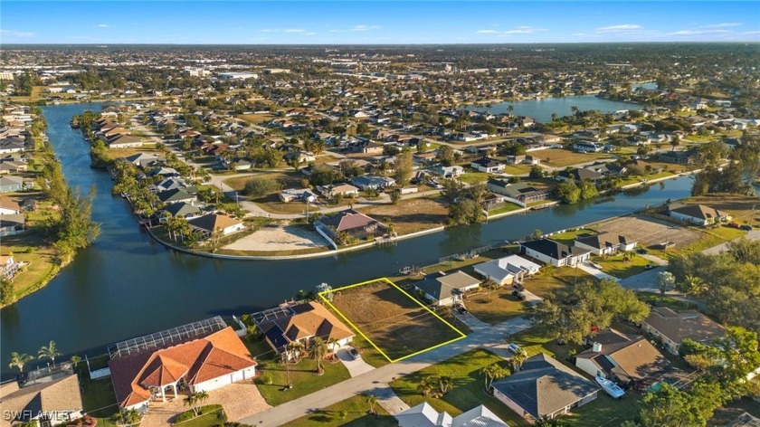 Beautiful Waterfront Lot on a highly desirable canal! This - Beach Lot for sale in Cape Coral, Florida on Beachhouse.com