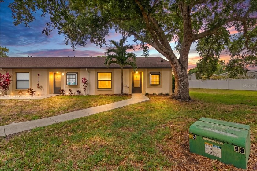 One or more photos have been virtually staged. 
Discover - Beach Condo for sale in Largo, Florida on Beachhouse.com