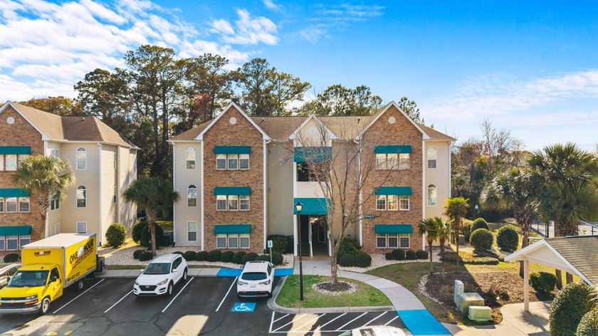 Welcome to this gorgeous 2-bedroom, 1-bathroom condo in the - Beach Condo for sale in Myrtle Beach, South Carolina on Beachhouse.com