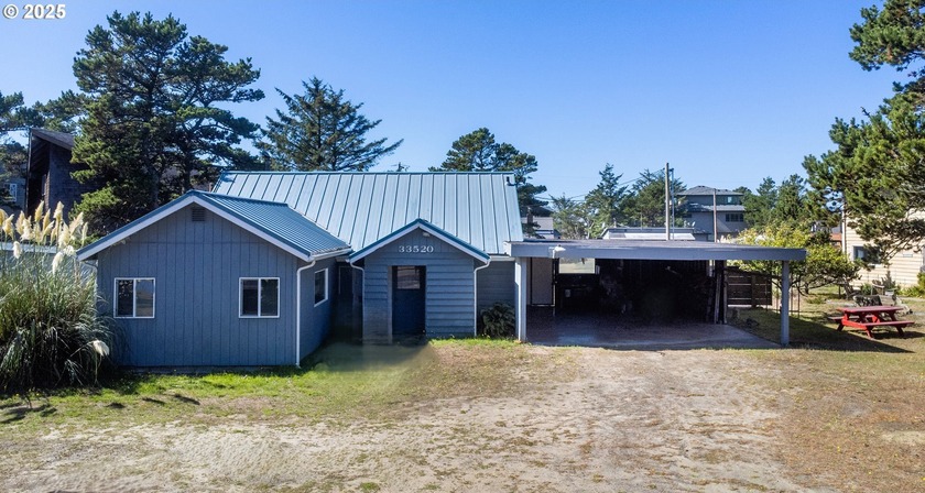 Amazing opportunity. Just 2/10 mile walk to beach, this light - Beach Home for sale in Pacificcity, Oregon on Beachhouse.com