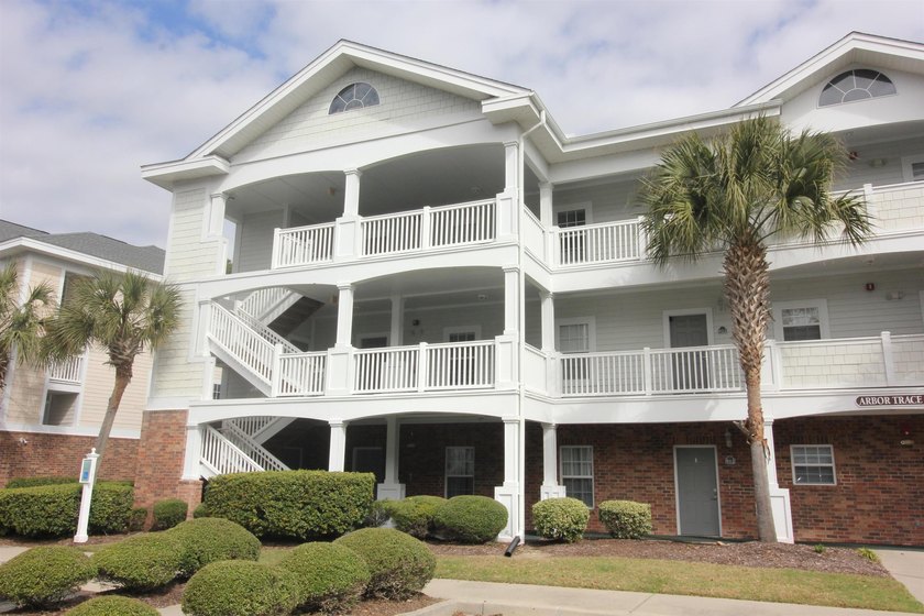 Welcome home to the desirable Arbor Trace section in the - Beach Condo for sale in North Myrtle Beach, South Carolina on Beachhouse.com
