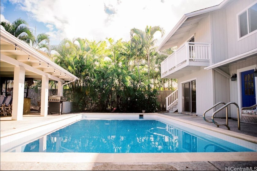 OPEN HOUSE, this Sunday May 10 2-5 PM. A rare offering in - Beach Home for sale in Kailua, Hawaii on Beachhouse.com