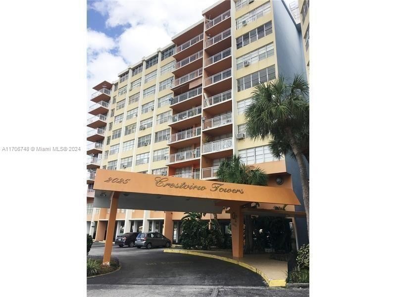 2 bedrooms 2 full bathrooms in north miami beach - Beach Condo for sale in North Miami Beach, Florida on Beachhouse.com