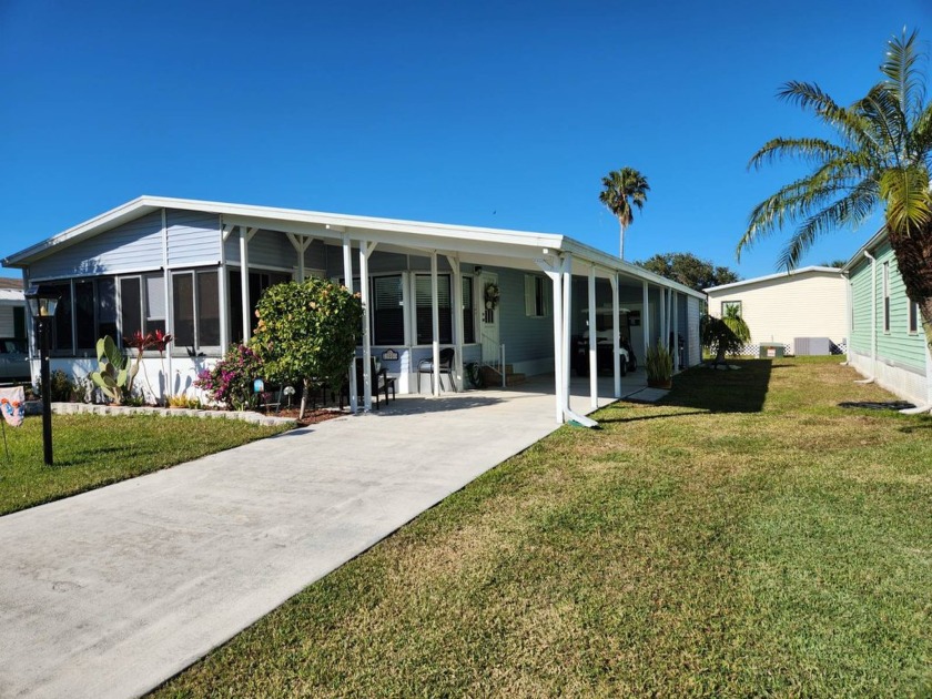 This Lovely 2 Beds /2 Bath home is waiting for its next owners - Beach Home for sale in Fort Pierce, Florida on Beachhouse.com