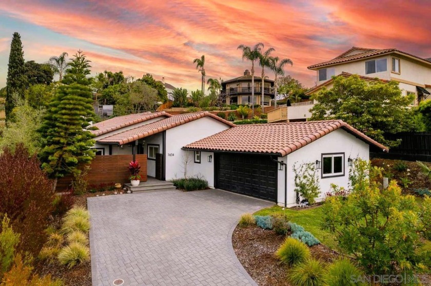 This stunning single-level, turnkey home boasts a harmonious - Beach Home for sale in Carlsbad, California on Beachhouse.com