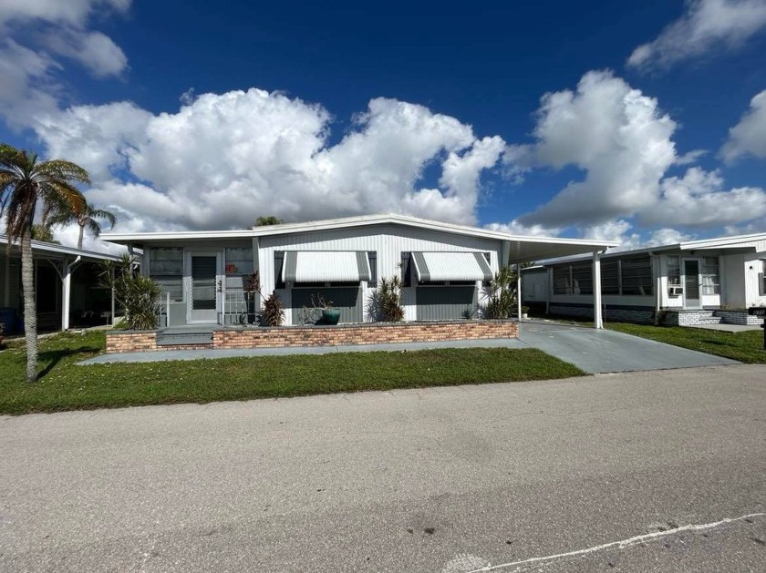 Discover this charming 2-bedroom, 2-bathroom home in the - Beach Home for sale in North Fort Myers, Florida on Beachhouse.com