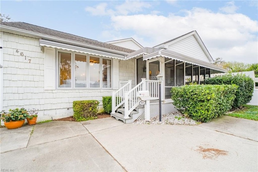 Stunningly Renovated 2BR+bonus room/2BA home in Chicks Beach - Beach Home for sale in Virginia Beach, Virginia on Beachhouse.com