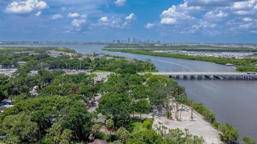 Come and check out this beautiful canvas ready for you to work - Beach Lot for sale in Tampa, Florida on Beachhouse.com