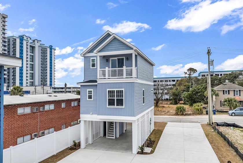 Welcome to your dream retreat in Myrtle Beach South Carolina - Beach Home for sale in Myrtle Beach, South Carolina on Beachhouse.com