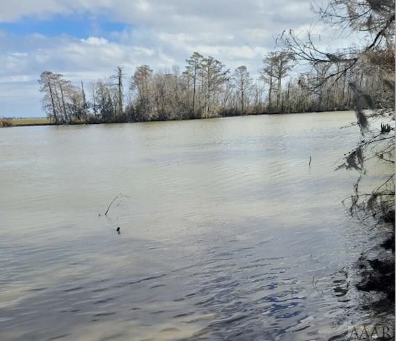Build your dream home on this large canal front lot! This - Beach Lot for sale in Elizabeth City, North Carolina on Beachhouse.com