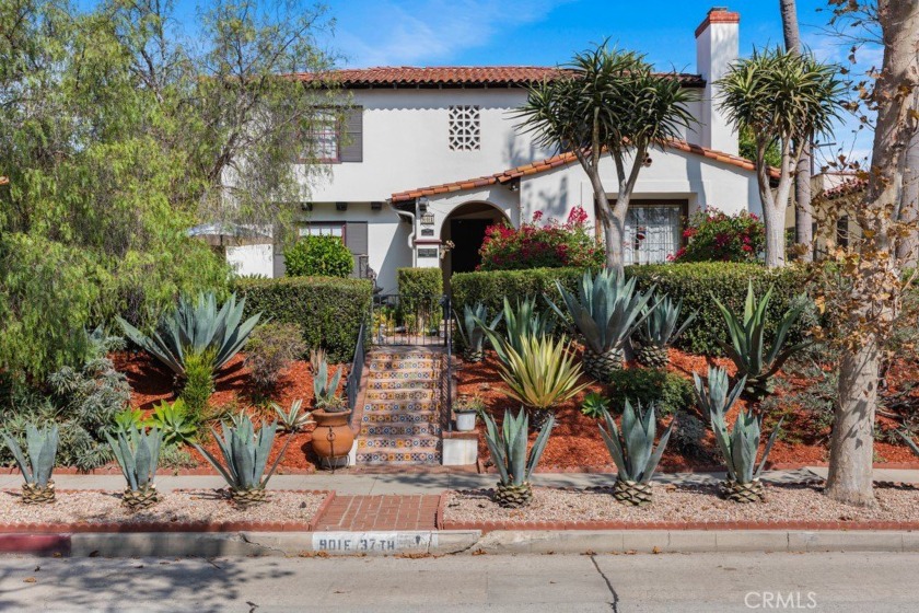 Two houses on a lot!   Originally built in 1937 by architect - Beach Townhome/Townhouse for sale in Long Beach, California on Beachhouse.com